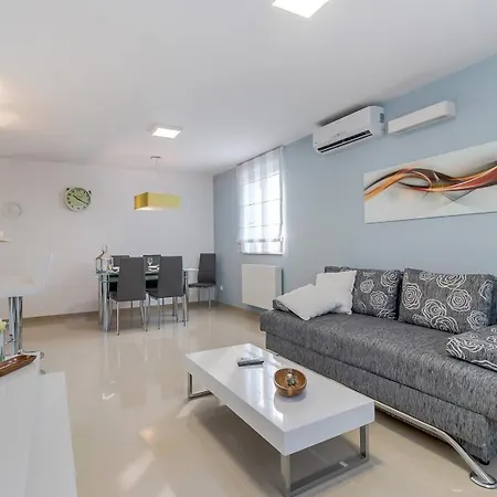 House Baumgarten Affittacamere