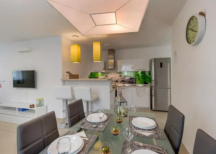 Konukevi House Baumgarten 4*