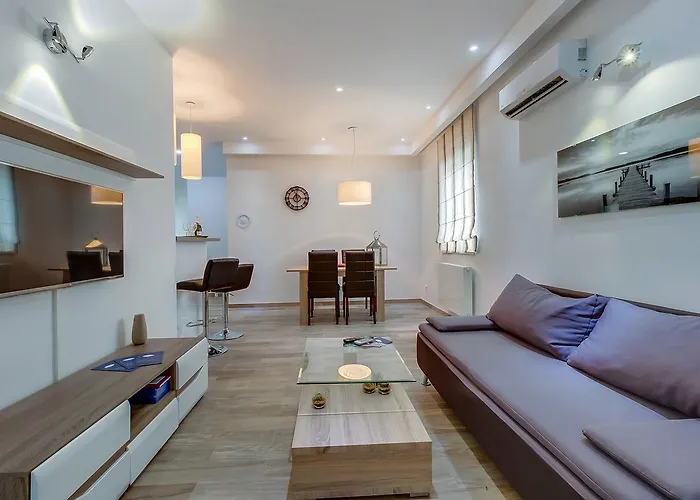 Konukevi House Baumgarten 4*